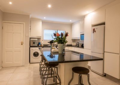 Entrance & Kitchen - 2 bed apartment umhlanga - your property specialist chantelle